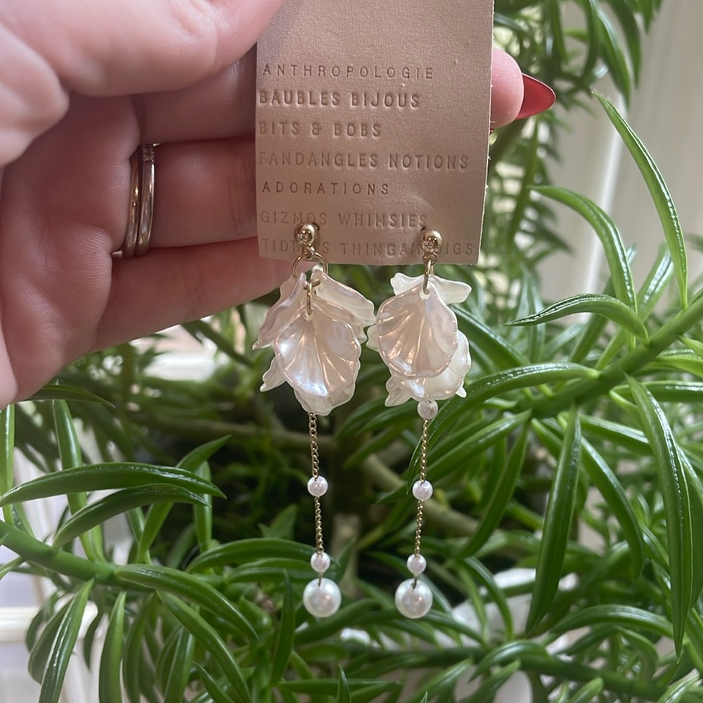 Anthropologie dangle earrings
